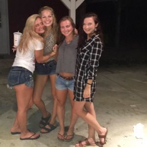 Meet your Posher, Marissa